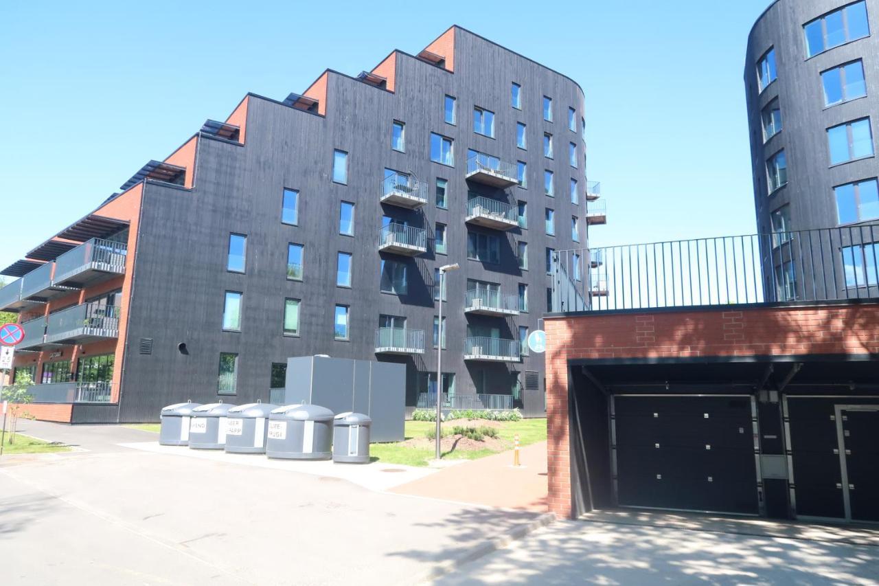 Artisa Riia Str 22A Luxury Apartment Tartu Esterno foto