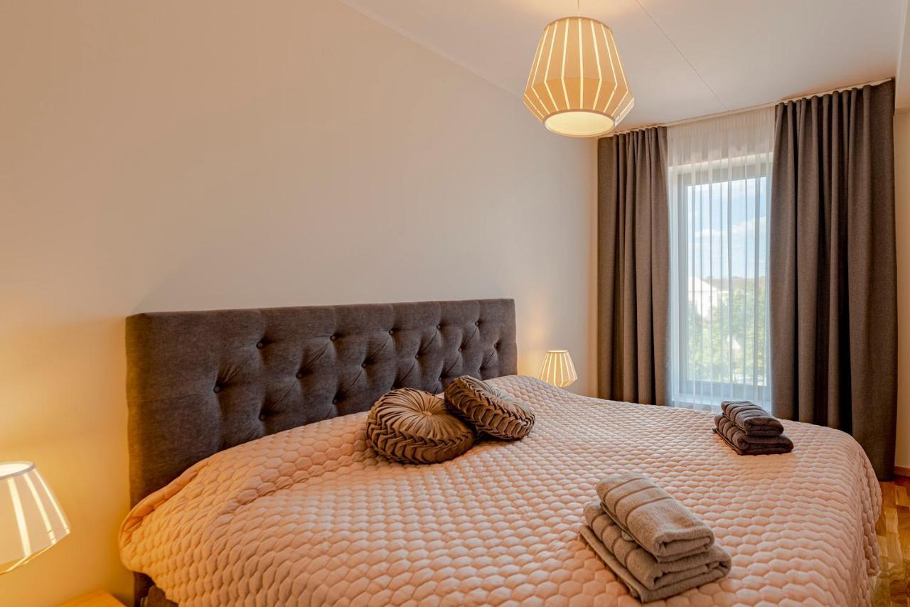 Artisa Riia Str 22A Luxury Apartment Tartu Esterno foto