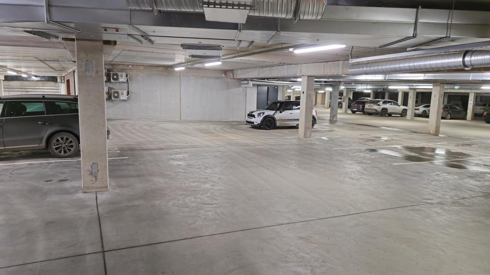 Artisa Riia Str 22A Luxury Apartment Tartu Esterno foto